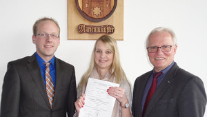 Katharina Rheker schafft auch die 2. Angestelltenprüfung mit Bestnote